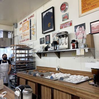 Stan's Donut Shop - Interior - Donuts Near Me - Santa Clara, California Stan's Donut Shop - Interior - Donuts Near Me - Santa Clara, California