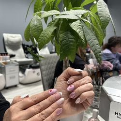 West End Nails Salon