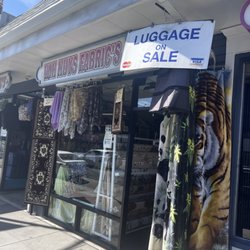 Van Nuys Fabrics - Store front