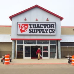 Tractor Supply - Storefront.