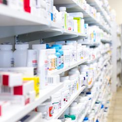 Holt's Pharmacy