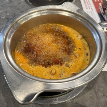 Liuyishou Hot Pot 刘一手火锅 - House Special Based Soup (Premium Beef Tallow) - Hot Pot Near Me - Houston, Texas Liuyishou Hot Pot 刘一手火锅 - House Special Based Soup (Premium Beef Tallow) - Hot Pot Near Me - Houston, Texas