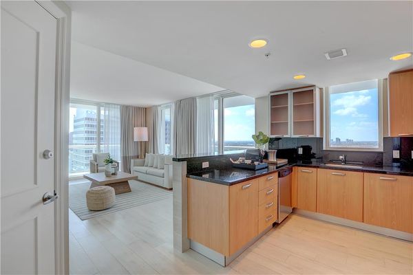 Beach House Fort Lauderdale, a Hilton Resort by null