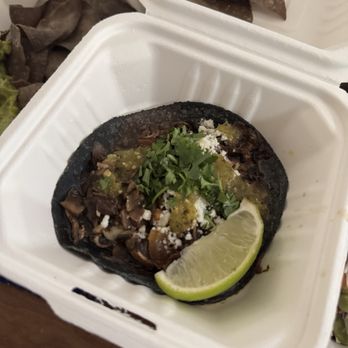Villas Tacos - hongos (mushroom) taco - Mexican Near Me - Los Angeles, California