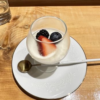 OmG Omakase by Gino - Sushi Bars Near Me - Santa Ana, California