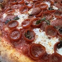 Pizzamaniac - Pepperoni margarita pizza