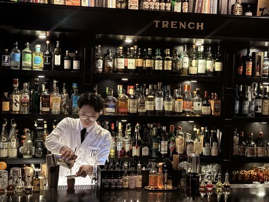 Bar TRENCH by null