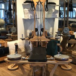 Inspiring Motion Laguna - Gyrotonic pulley tower