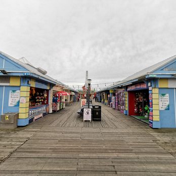 Central Pier - Amusement Parks Near Me - Blackpool, BPL