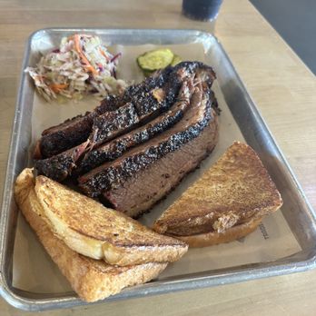 Smoke & Fire Social Eatery - 1lb Brisket tray!!! Its amazing!! - Comfort Food Near Me - Paramount, California Smoke & Fire Social Eatery - 1lb Brisket tray!!! Its amazing!! - Comfort Food Near Me - Paramount, California