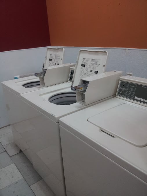 COIN LAUNDRY Updated July 2024 700 Balmoral Drive, Brampton, Ontario Laundromat Phone