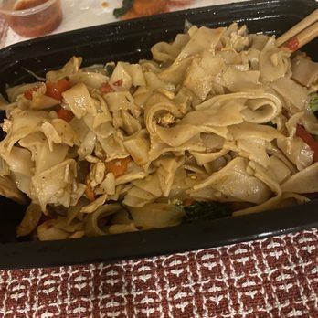 The Coconut Downtown - Drunken noodles - Thai Near Me - Reno, Nevada