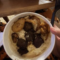 Arby's - Mac and Cheese Steak 'n Mac Bowl