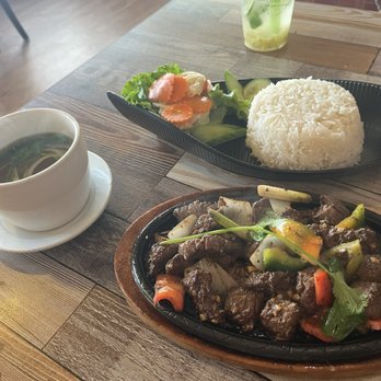 Pho Ha Grill & Bar - C17-Diced Steak with Rice (Com bo luc lac) - Vietnamese Near Me - Oceanside, California