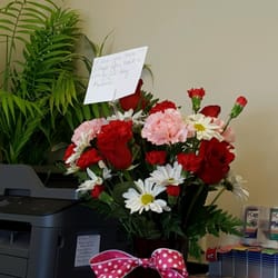 Always Flowers By Crenshaw - This is the horibly arranged flowers from Always Flowers By Crenshaw.
