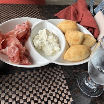 Insatiable Eats - Caterers Near Me - Riverhead, New York