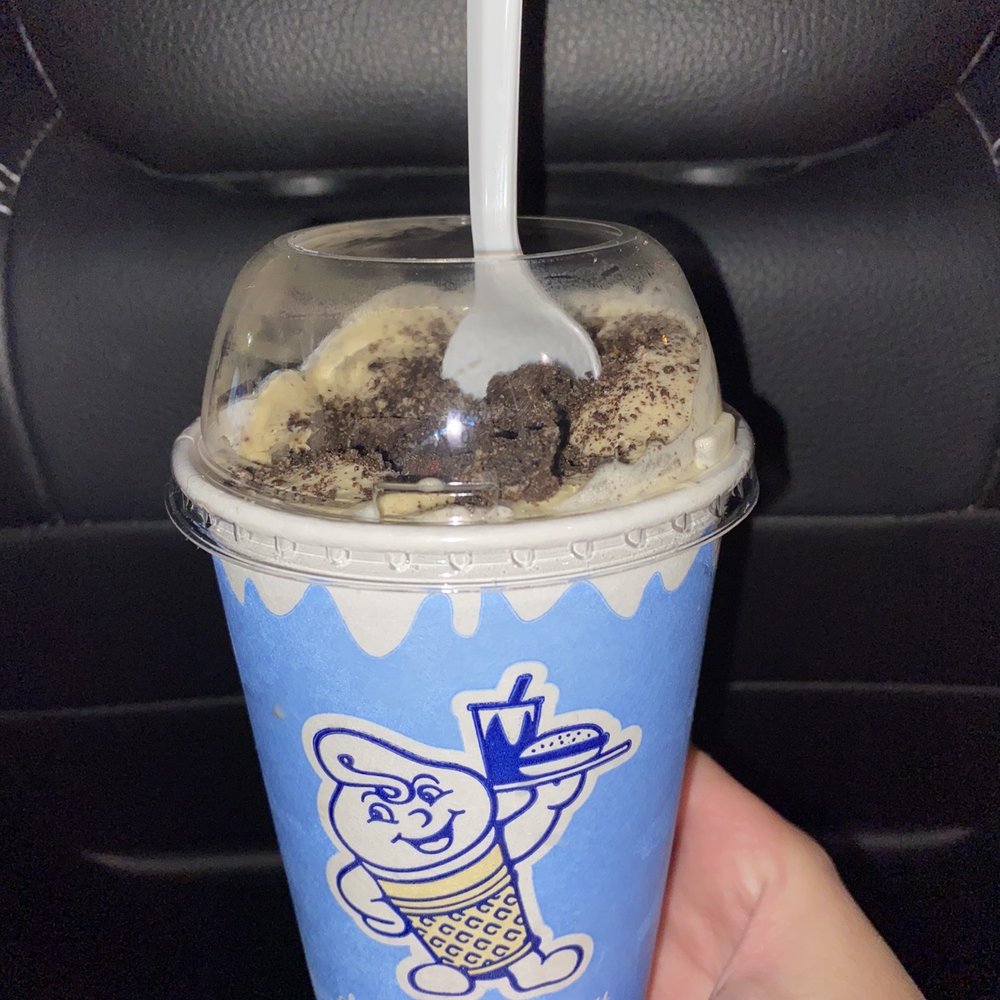 Fosters Freeze - Burgers Near Me - Chiriaco Summit, California Fosters Freeze - Burgers Near Me - Chiriaco Summit, California
