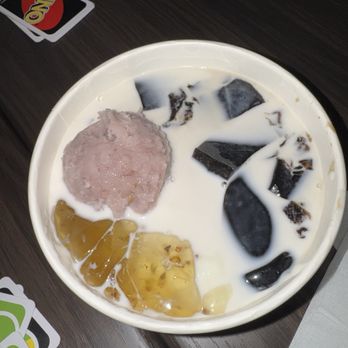 Mingle Mochi & Croffle - Osmanthus Bowl - Desserts Near Me - Rosemead, California Mingle Mochi & Croffle - Osmanthus Bowl - Desserts Near Me - Rosemead, California