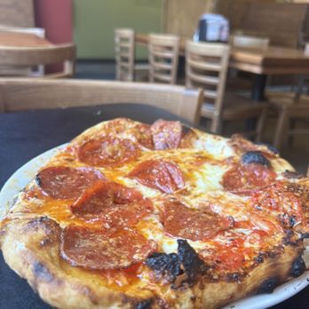 Pompeii Pizzeria - Pepperoni w hot honey - Pizza Near Me - Elk River, Minnesota