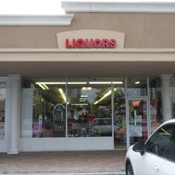 Sunny Isles Liquors - RK Outside of the store