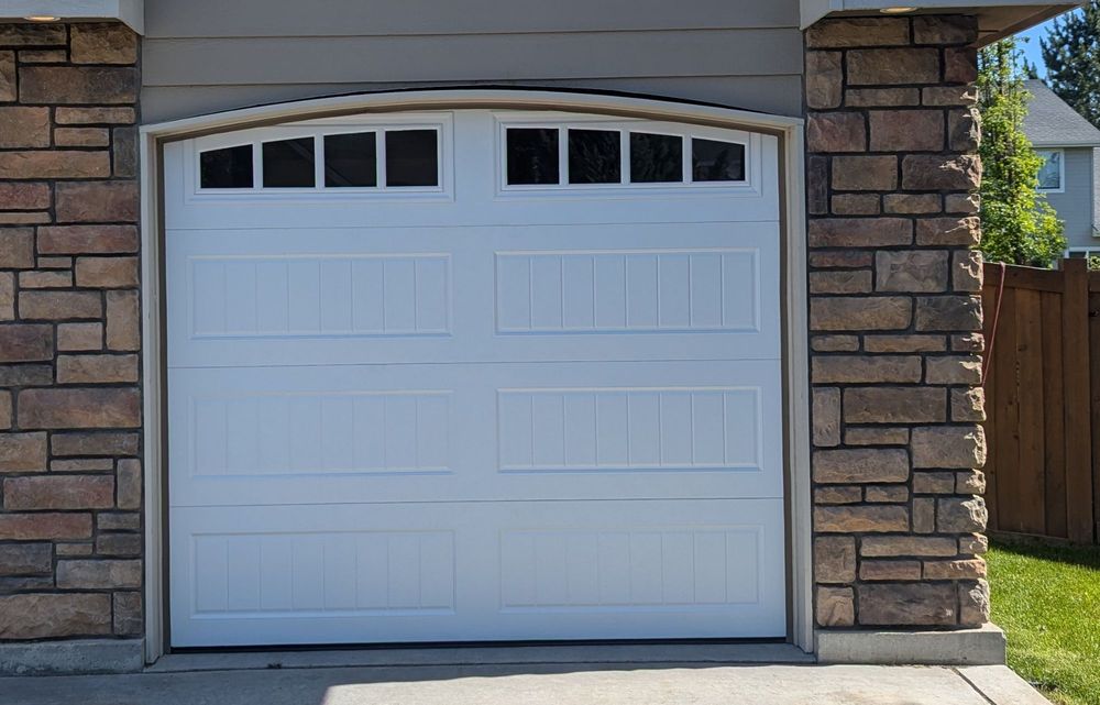 J & E Garage Door Service And Installation - Garage Door Contractor in Meridian, ID