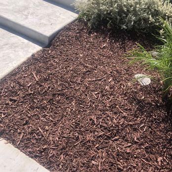 Valley Peak Landscape Services - Mulch - Landscaping Near Me - Riverside, California