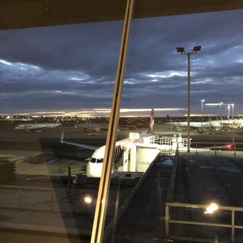 Alaska Lounge - Airport Lounges Near Me - Jamaica, New York Alaska Lounge - Airport Lounges Near Me - Jamaica, New York
