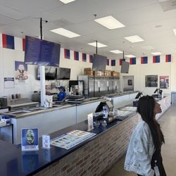Handel’s Homemade Ice Cream - Culver City - The counter