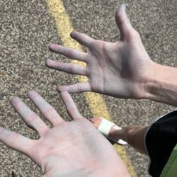 KT Style Studio - The color stained my hands my pillow case and ruined three shirts