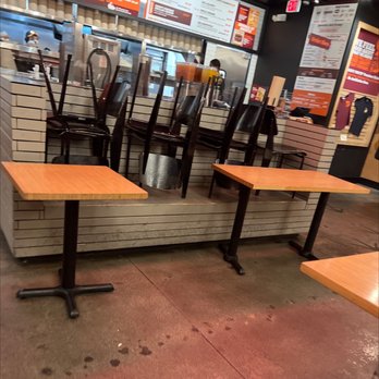 Big Chicken - Dining area - Chicken Shop Near Me - Las Vegas, Nevada Big Chicken - Dining area - Chicken Shop Near Me - Las Vegas, Nevada