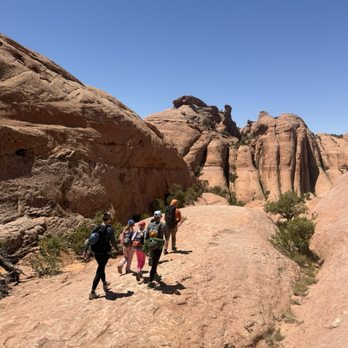 Desert Highlights - Hike to repel - Tours Near Me - Moab, Utah Desert Highlights - Hike to repel - Tours Near Me - Moab, Utah