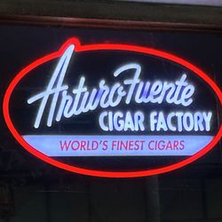 Cigar City Mafia Tour - Ybor cigar factory
