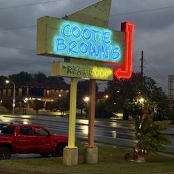 Cootie Brown's - Iconic sign