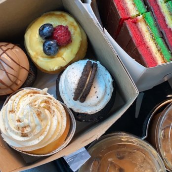 Mia's Bakery - Rainbow Cookies Creme Brulee Nutella cupcake oreo cupcake - Bakeries Near Me - Brooklyn, New York Mia's Bakery - Rainbow Cookies Creme Brulee Nutella cupcake oreo cupcake - Bakeries Near Me - Brooklyn, New York