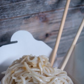 The Feathered Fin - Garlic Noodles - Food Trucks Near Me The Feathered Fin - Garlic Noodles - Food Trucks Near Me