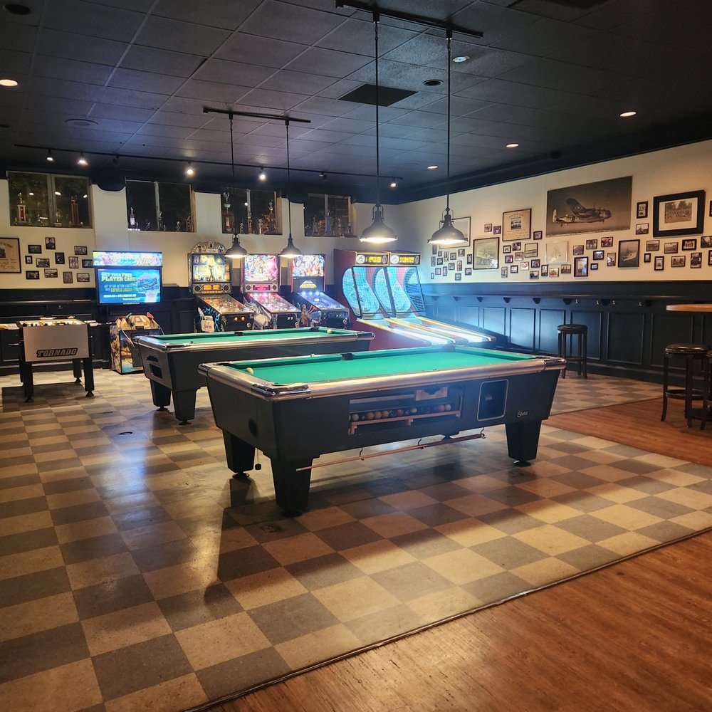 Hero's Welcome - all the games on the other side of the pub - Bars Near Me - Vancouver, British Columbia Hero's Welcome - all the games on the other side of the pub - Bars Near Me - Vancouver, British Columbia