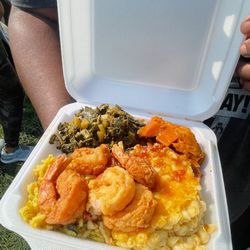 Blackstone The Real Soulfood Brothers - Shrimp Mac Greens Yams!