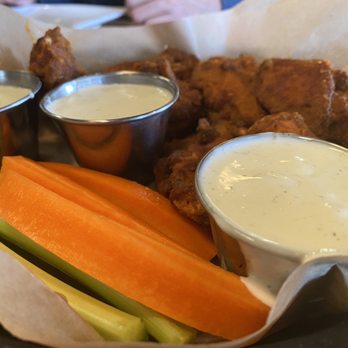 Second Street Brewery Rufina Taproom - Wings weren't spicy not hot just for taste only. - Breweries Near Me - Santa Fe, New Mexico Second Street Brewery Rufina Taproom - Wings weren't spicy not hot just for taste only. - Breweries Near Me - Santa Fe, New Mexico