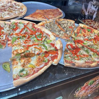Rocky's Pizzeria - Generous with the toppings and reasonably priced! - Pizza Near Me - Brooklyn, New York