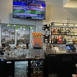 The Palms Cafe - Homemade OJ & Bar!