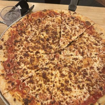 Koloa Pizza Kitchen + Bar - Plain cheese pizza - Pizza Near Me - Koloa, Hawaii