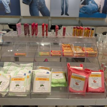 Old Navy - Burt's Bees - Women's Clothing Near Me - Whitby, Ontario