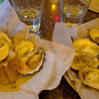 Broadway Oyster Bar - Charred grilled oysters - Cajun/Creole Near Me - St. Louis, Missouri