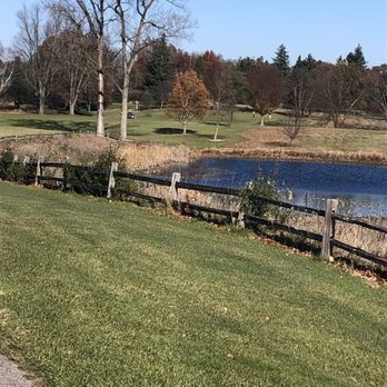 Huron Meadows Golf Course Mdws Metropark Golf Crse - Most of the leaves have fallen by early November. - Golf Near Me - Brighton, Michigan