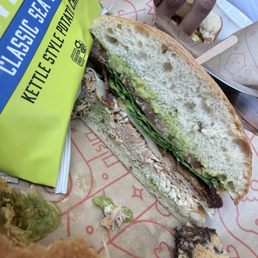 Guac Chicken sandwich Guac Chicken sandwich