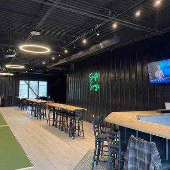 Smooth Swings - Spacious interior and clean classy design - Golf Near Me - Richland, Washington Smooth Swings - Spacious interior and clean classy design - Golf Near Me - Richland, Washington