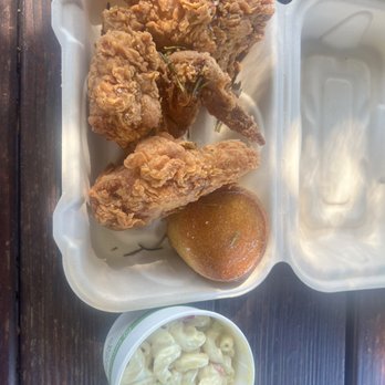 Ad Hoc & Addendum - Fried chicken 3 pieces - New American Near Me - Yountville, California