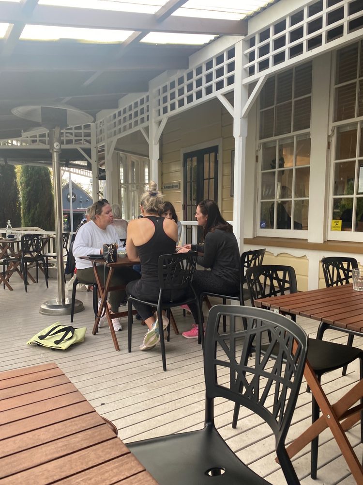 BREAD & BUTTER EATERY 2 Ganges Rd, Wellington, New Zealand Cafes