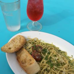 Pesto linguini and Shirley temple