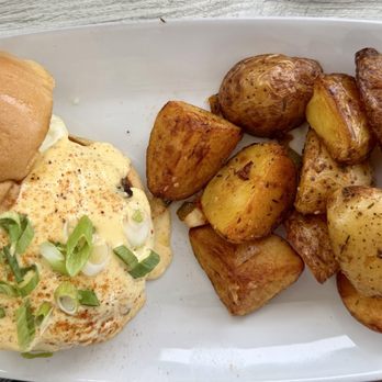 JB's on the Beach - Breakfast Benedict Burger - Seafood Near Me - Deerfield Beach, Florida